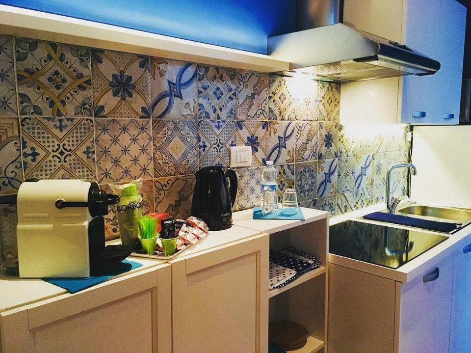 Casadamare Holiday Home โจวีนัซโซ ภายนอก รูปภาพ